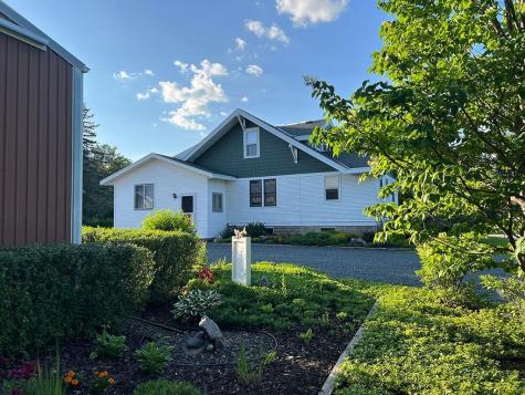 8220 Lake Drive NE Forest Lake MN 55025