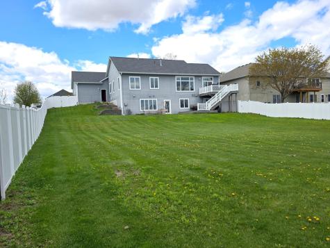 505 4th Street SE Plainview MN 55964