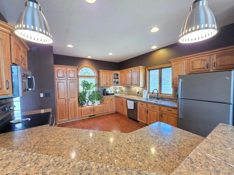 505 4th Street SE Plainview MN 55964