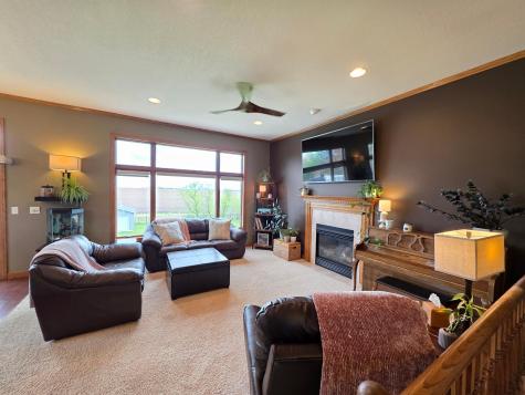 505 4th Street SE Plainview MN 55964