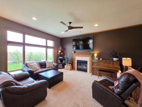 505 4th Street SE Plainview MN 55964