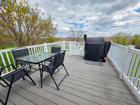 505 4th Street SE Plainview MN 55964