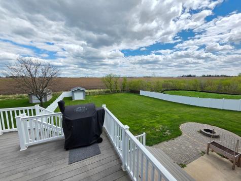 505 4th Street SE Plainview MN 55964