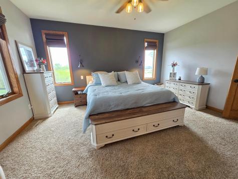 505 4th Street SE Plainview MN 55964