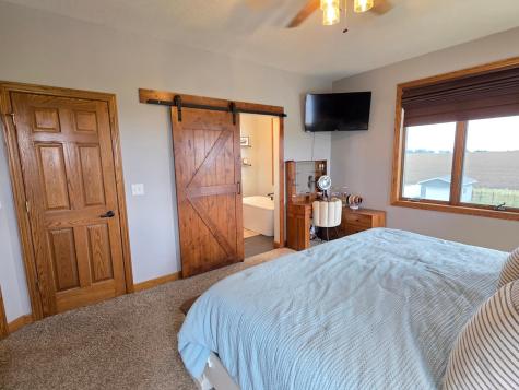 505 4th Street SE Plainview MN 55964