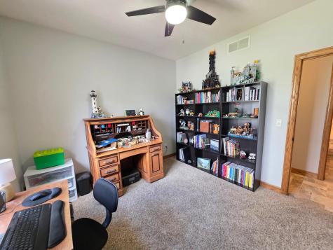 505 4th Street SE Plainview MN 55964