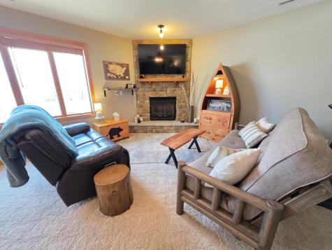 505 4th Street SE Plainview MN 55964