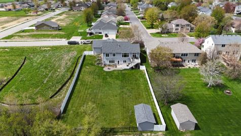 505 4th Street SE Plainview MN 55964