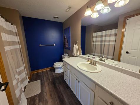 505 4th Street SE Plainview MN 55964