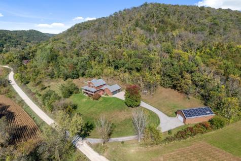 24242 Pfeiffer Hill Road Winona MN 55987