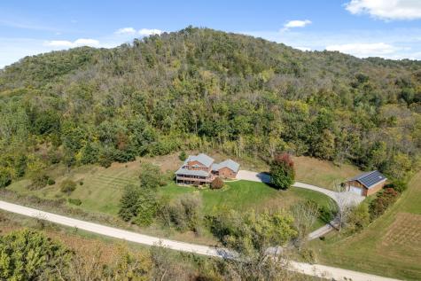 24242 Pfeiffer Hill Road Winona MN 55987