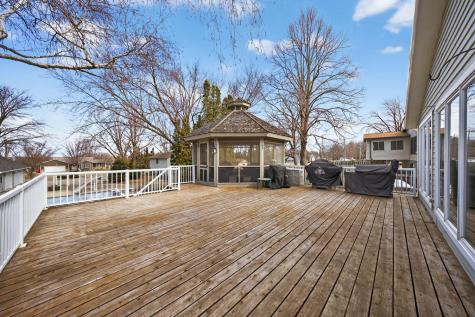 805 5th Street NW Kasson MN 55944