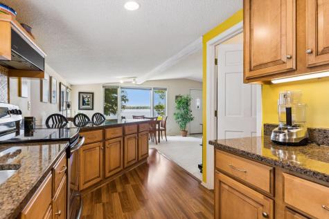 3335 Crystal Bay Road Wayzata MN 55391
