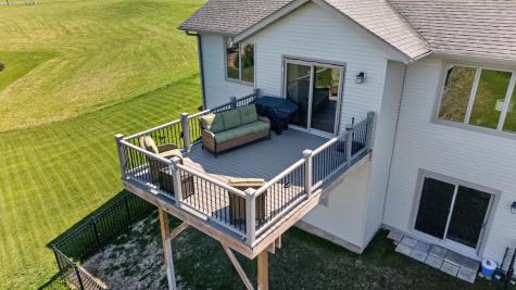 105 Hillwood Drive Lake City MN 55041
