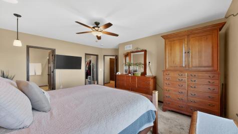 105 Hillwood Drive Lake City MN 55041