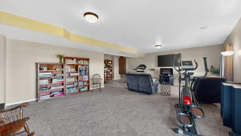 105 Hillwood Drive Lake City MN 55041