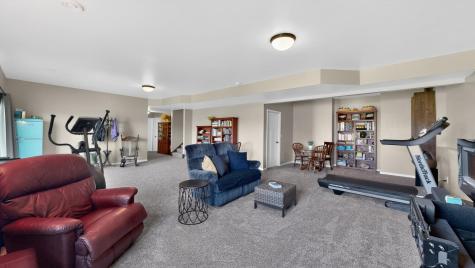 105 Hillwood Drive Lake City MN 55041