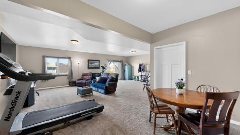 105 Hillwood Drive Lake City MN 55041