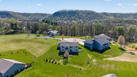 105 Hillwood Drive Lake City MN 55041