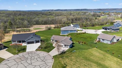 105 Hillwood Drive Lake City MN 55041