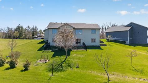 105 Hillwood Drive Lake City MN 55041