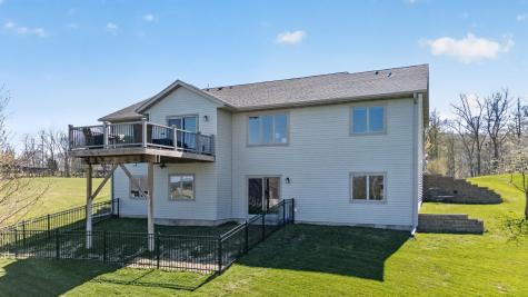 105 Hillwood Drive Lake City MN 55041