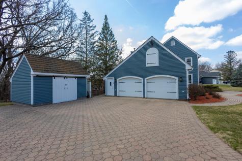 70 Jonathon Drive New Ulm MN 56073