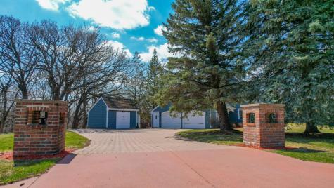 70 Jonathon Drive New Ulm MN 56073