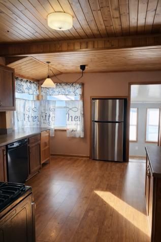 529 7th Street NW Willmar MN 56201