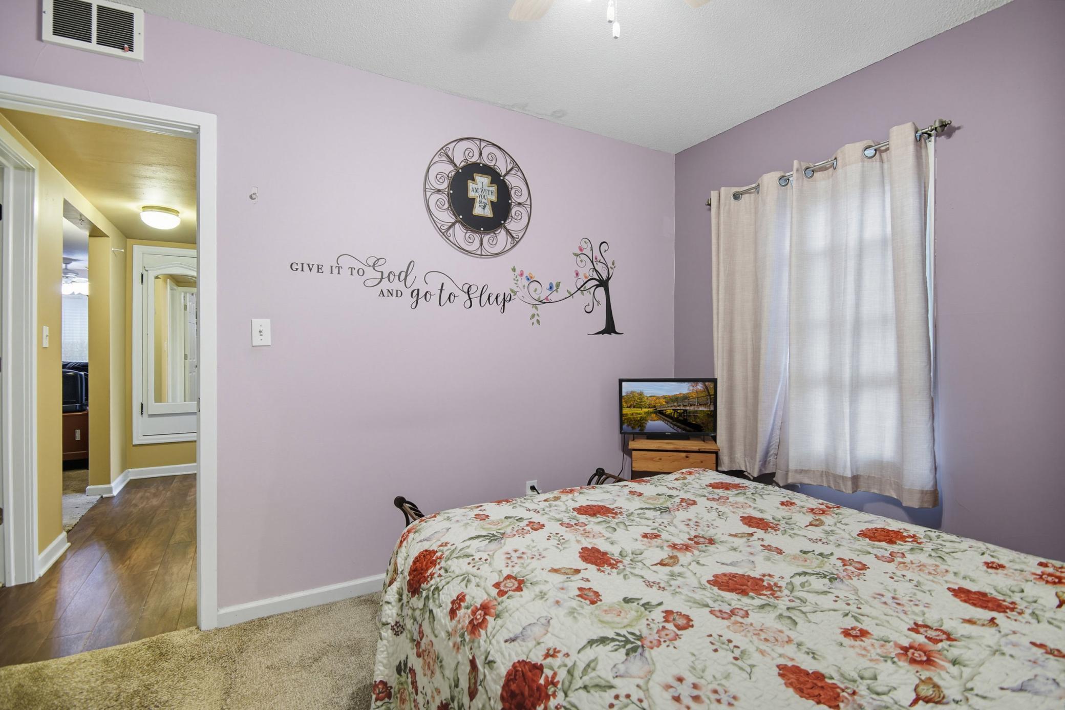 1918 7th Avenue NE Austin MN 55912