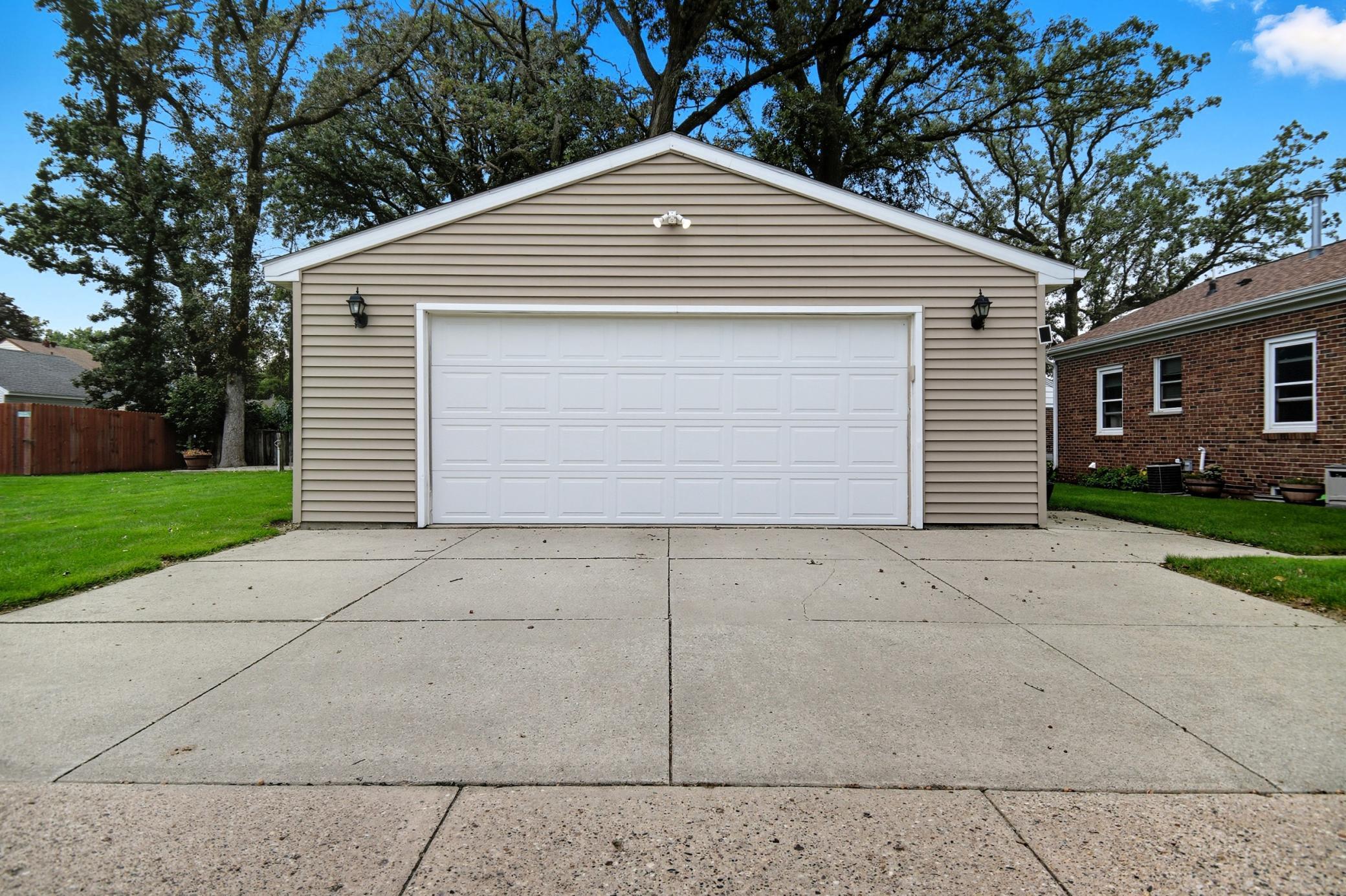 1918 7th Avenue NE Austin MN 55912