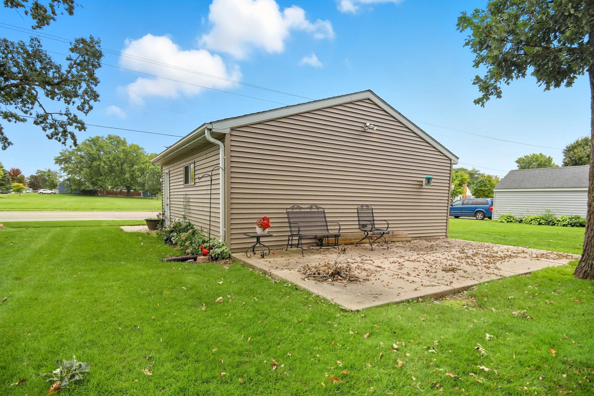 1918 7th Avenue NE Austin MN 55912