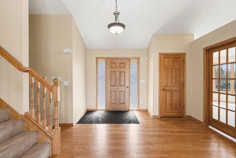 2431 Tevlin Court E Maplewood MN 55119