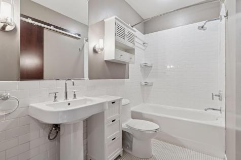 214 4th Street E Saint Paul MN 55101