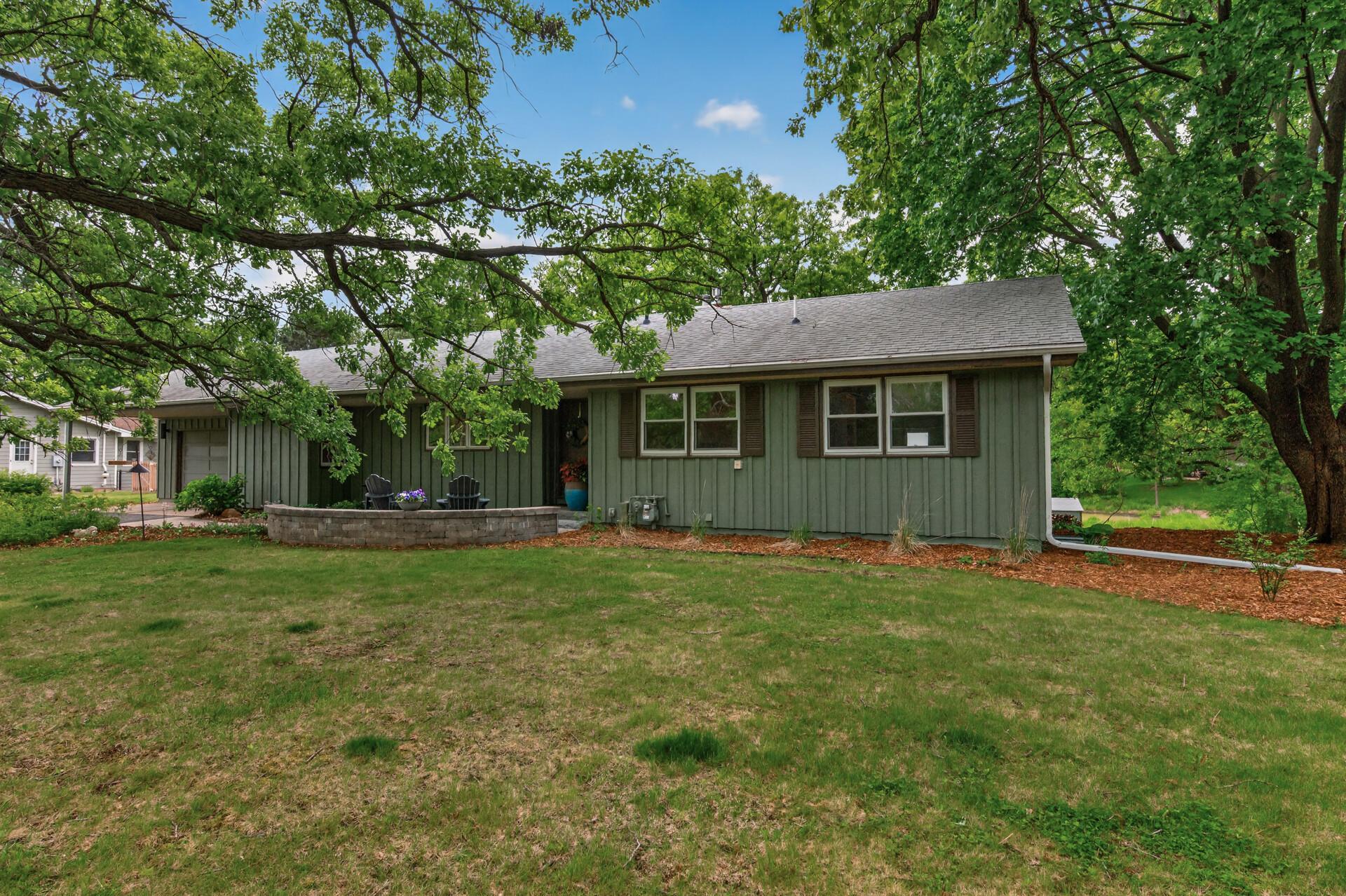 1842 Beecher Drive Eagan MN 55122