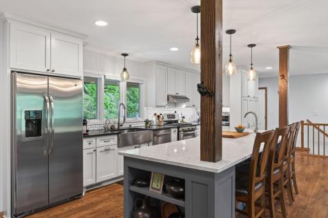 1842 Beecher Drive Eagan MN 55122