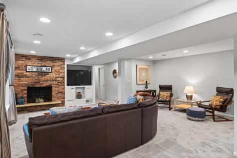 1842 Beecher Drive Eagan MN 55122