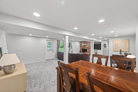 1842 Beecher Drive Eagan MN 55122