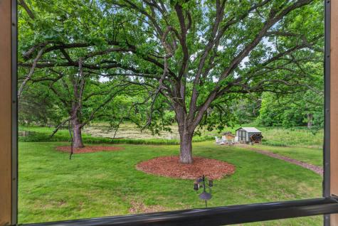 1842 Beecher Drive Eagan MN 55122