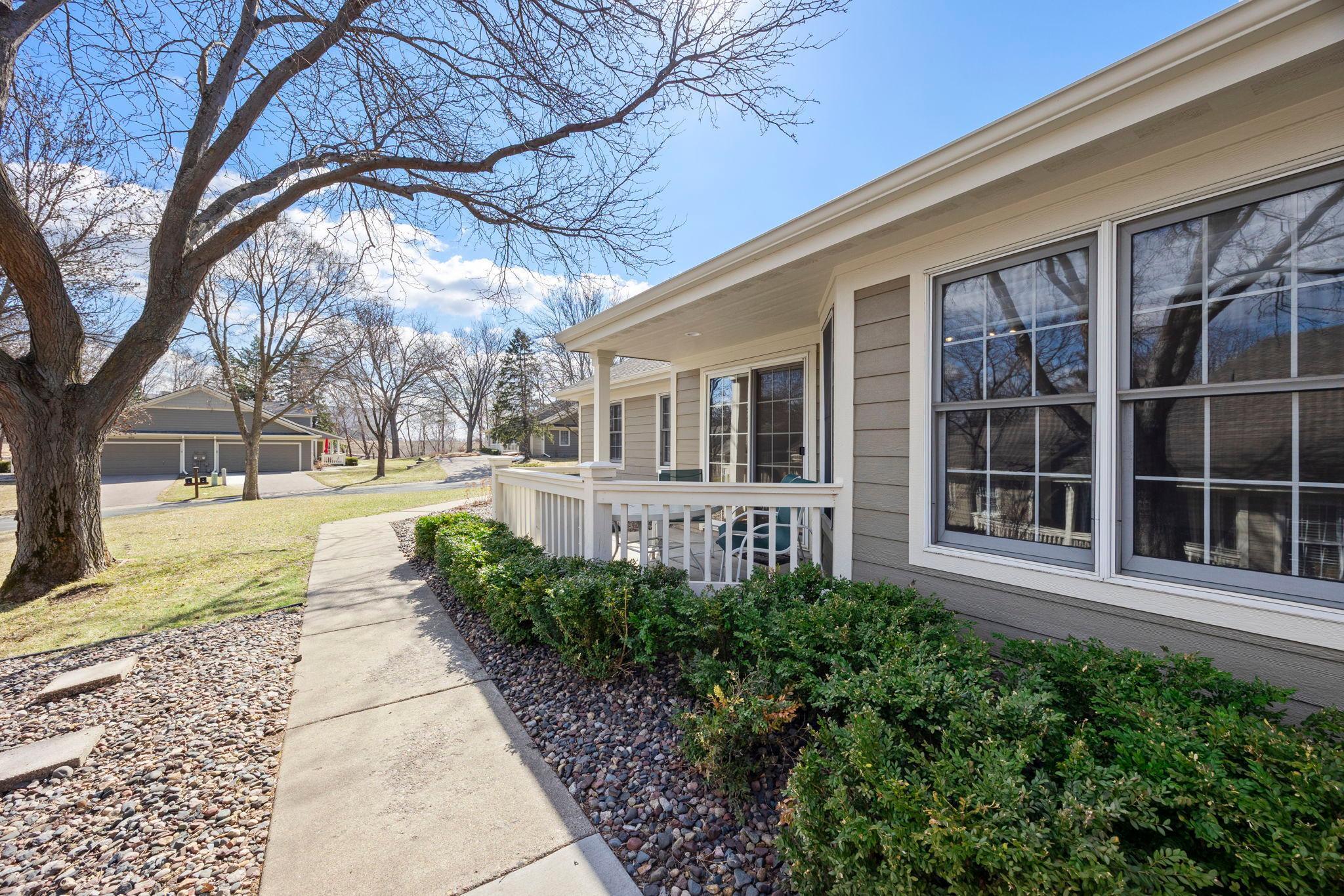 809 Ivy Lane Eagan MN 55123