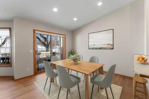 809 Ivy Lane Eagan MN 55123