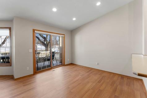 809 Ivy Lane Eagan MN 55123