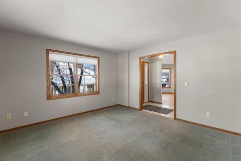 809 Ivy Lane Eagan MN 55123