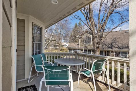 809 Ivy Lane Eagan MN 55123