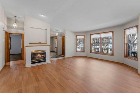809 Ivy Lane Eagan MN 55123