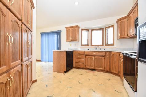 1807 33rd Street S Moorhead MN 56560