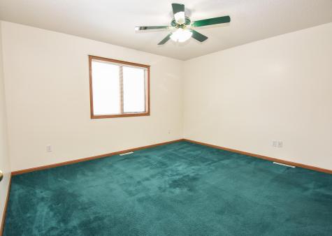 1807 33rd Street S Moorhead MN 56560