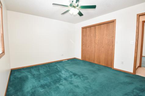 1807 33rd Street S Moorhead MN 56560