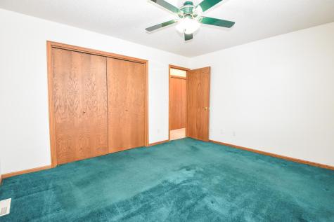 1807 33rd Street S Moorhead MN 56560