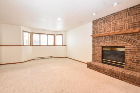 1807 33rd Street S Moorhead MN 56560